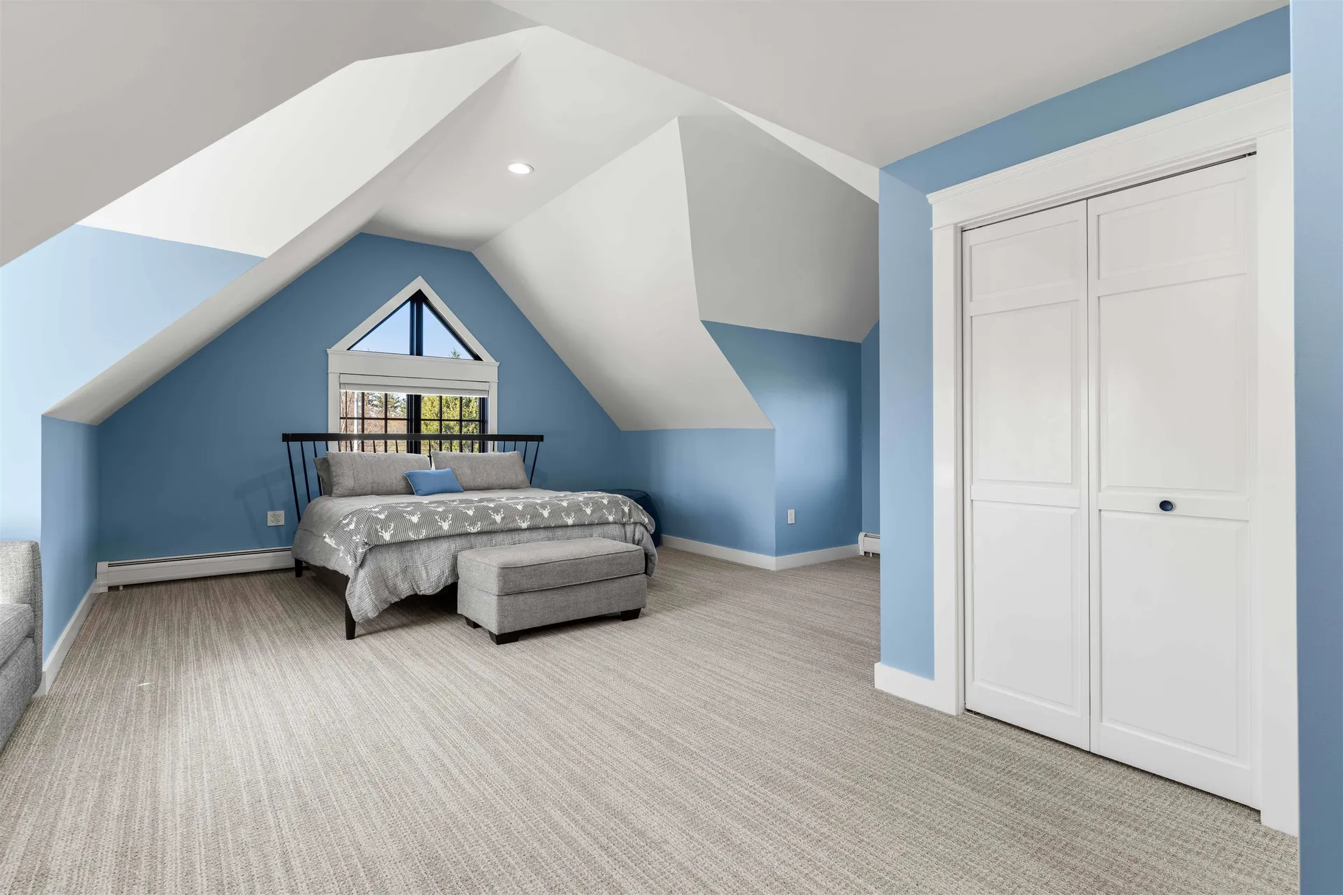 4 Apple Way Stratham NH 03885