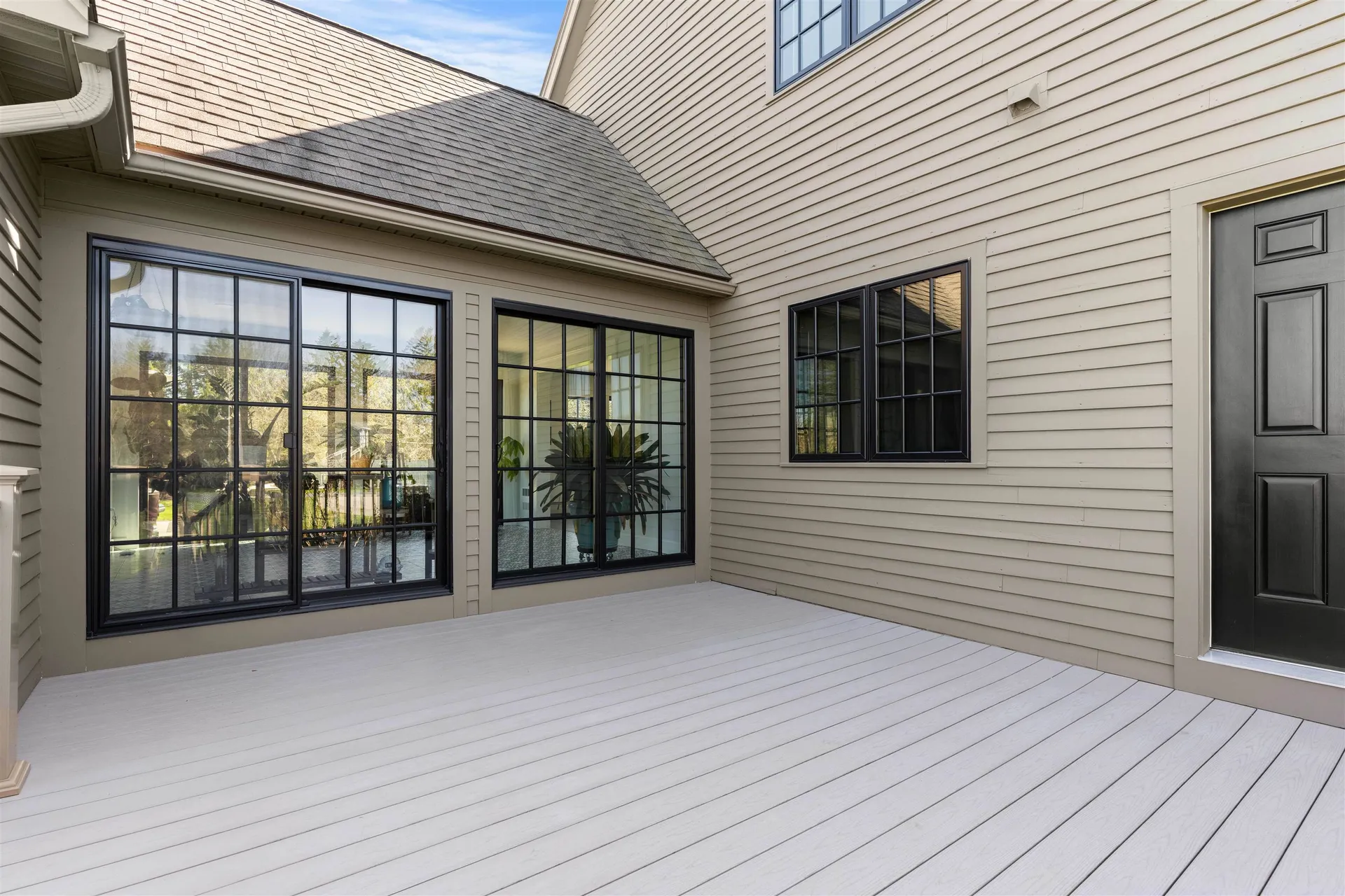 4 Apple Way Stratham NH 03885
