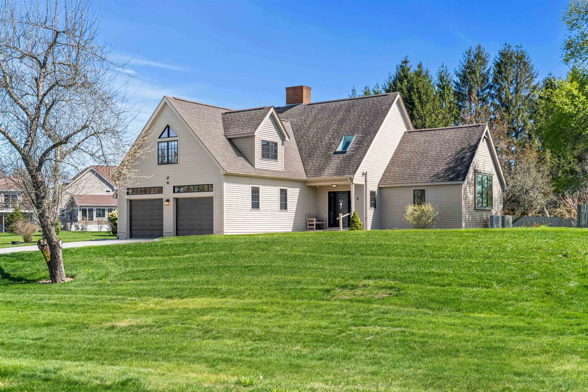 4 Apple Way Stratham NH 03885