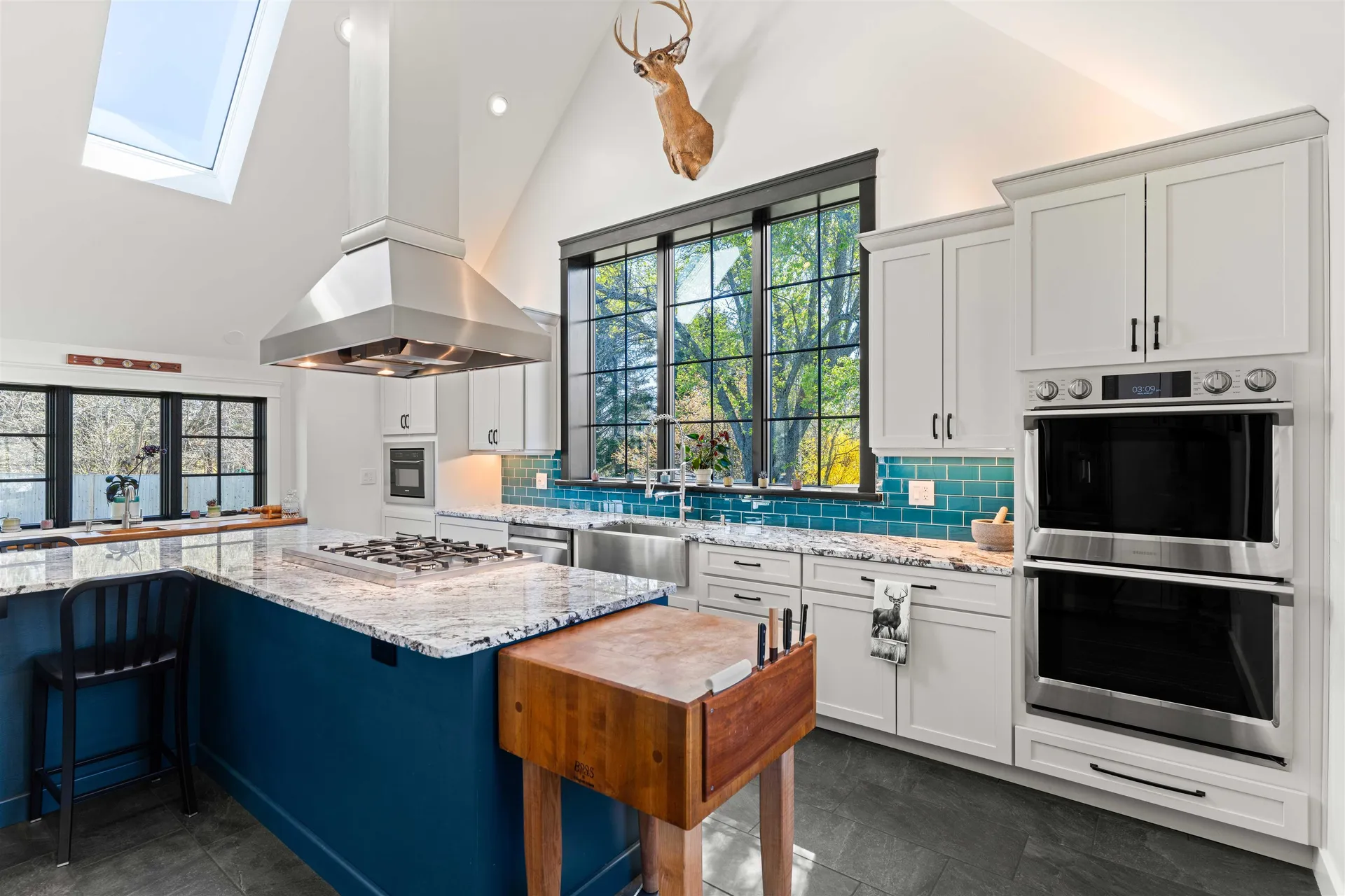 4 Apple Way Stratham NH 03885