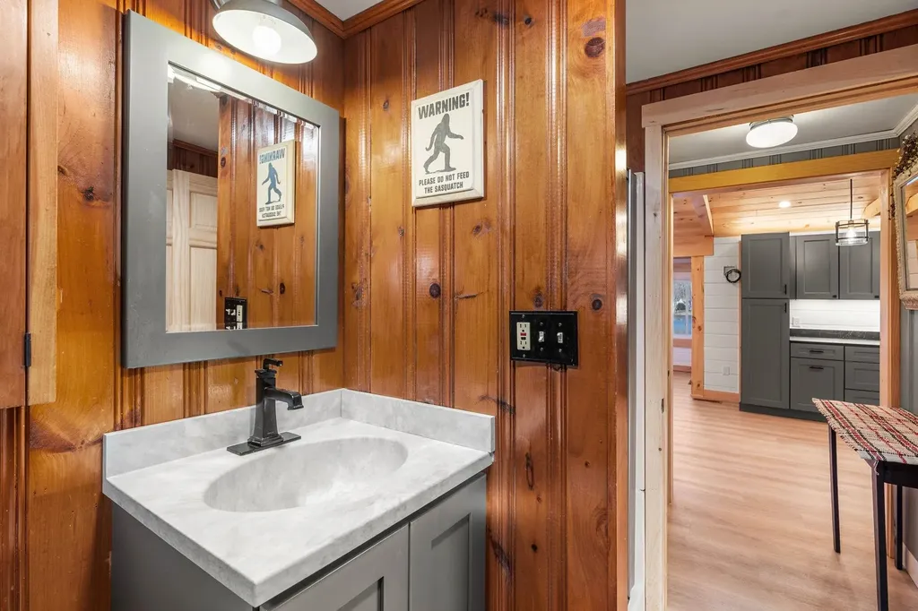 50 Kingsbury Drive Milton NH 03851