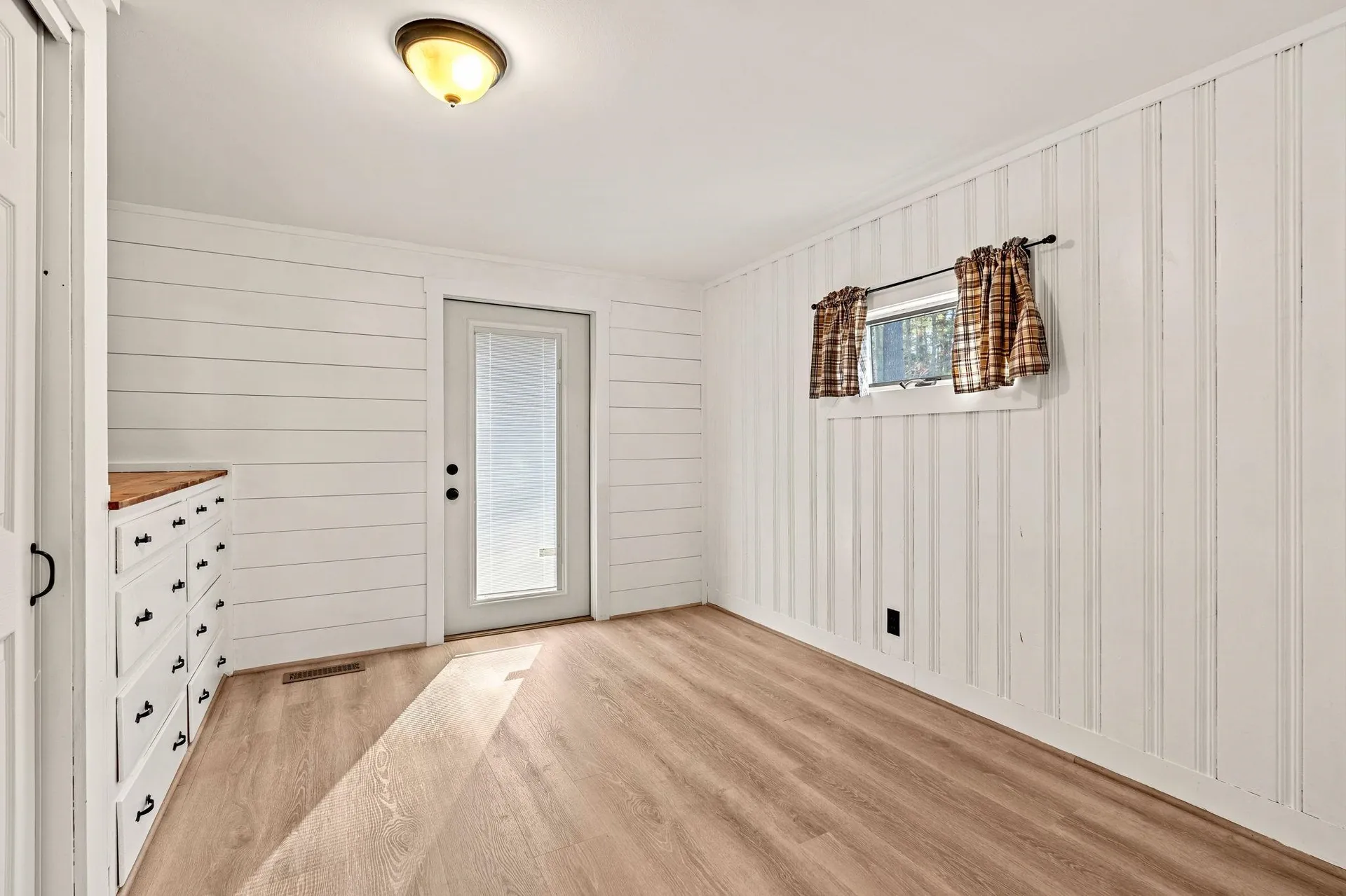 50 Kingsbury Drive Milton NH 03851