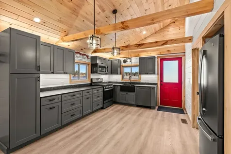 50 Kingsbury Drive Milton NH 03851