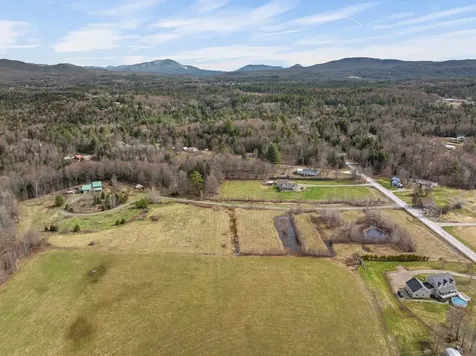 2013 Battle Row Road Hyde Park VT 05655