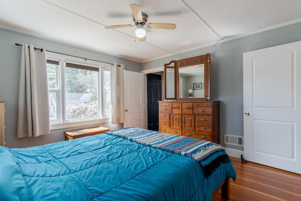 49 Glenwood Avenue Dover NH 03820