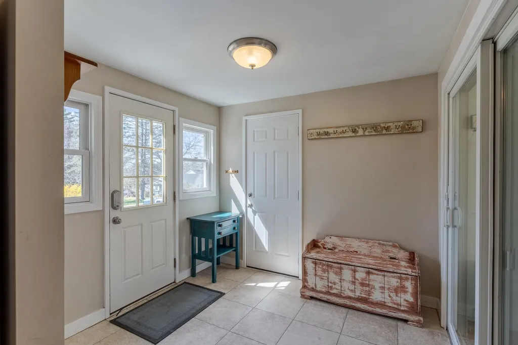 49 Glenwood Avenue Dover NH 03820