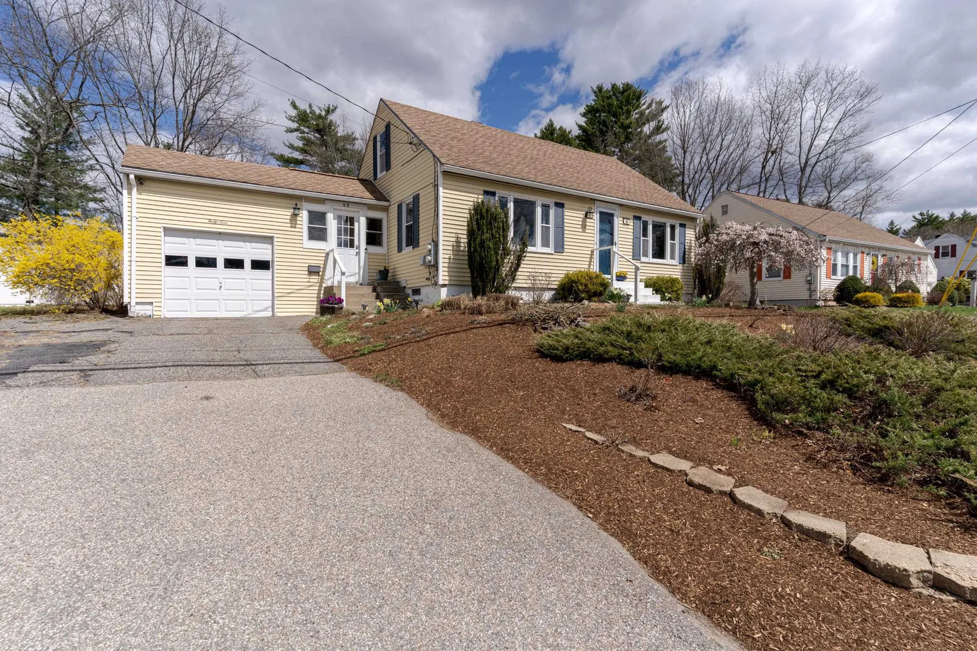 49 Glenwood Avenue Dover NH 03820