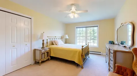55 Braeside Place Ferrisburgh VT 05473