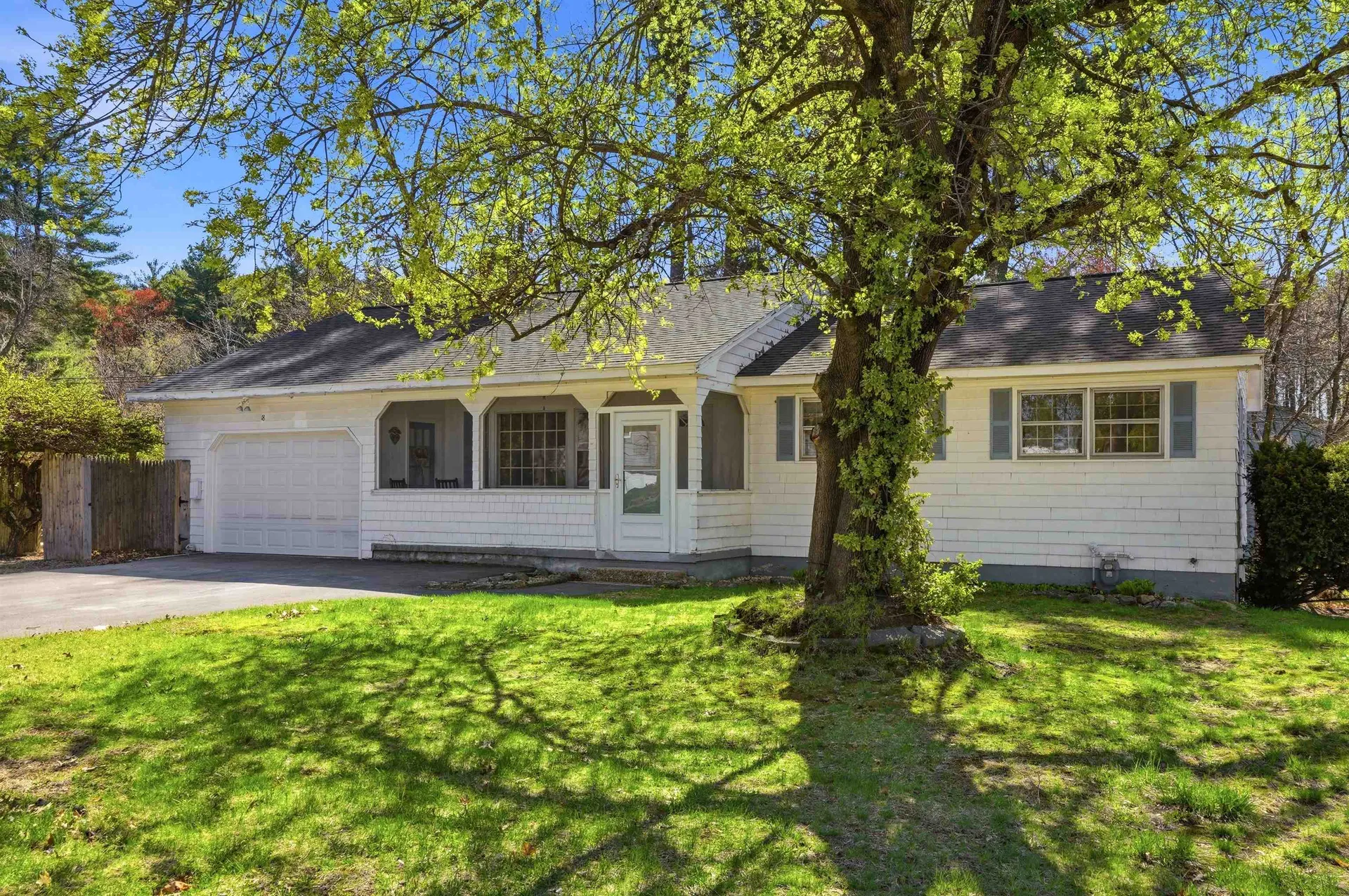 18 Cottonwood Drive Hudson NH 03051