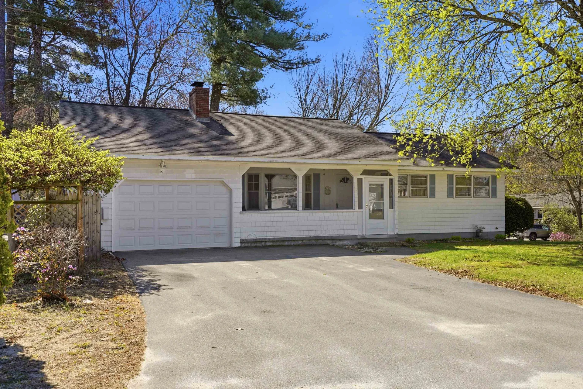 18 Cottonwood Drive Hudson NH 03051