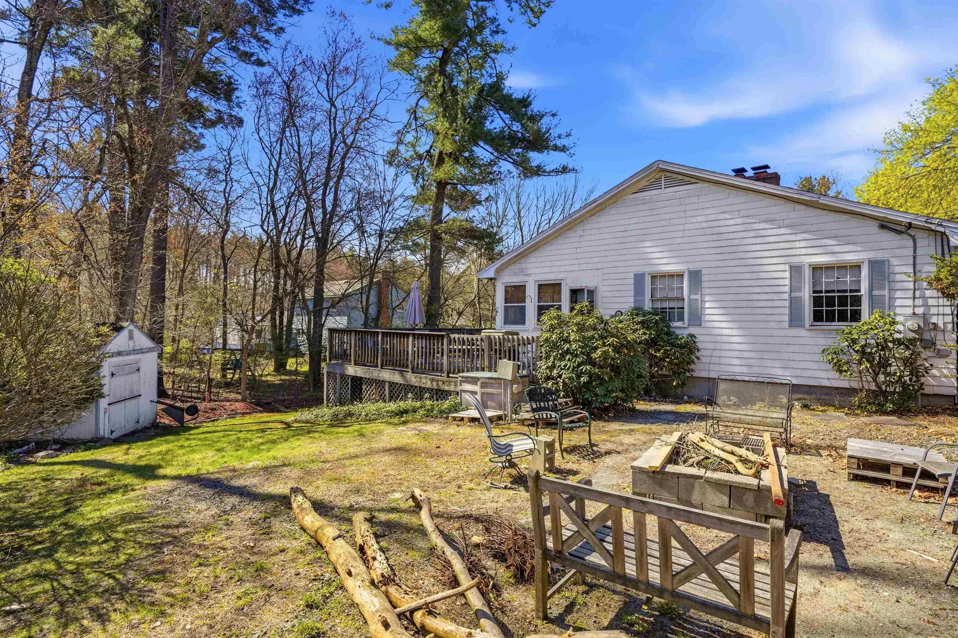 18 Cottonwood Drive Hudson NH 03051
