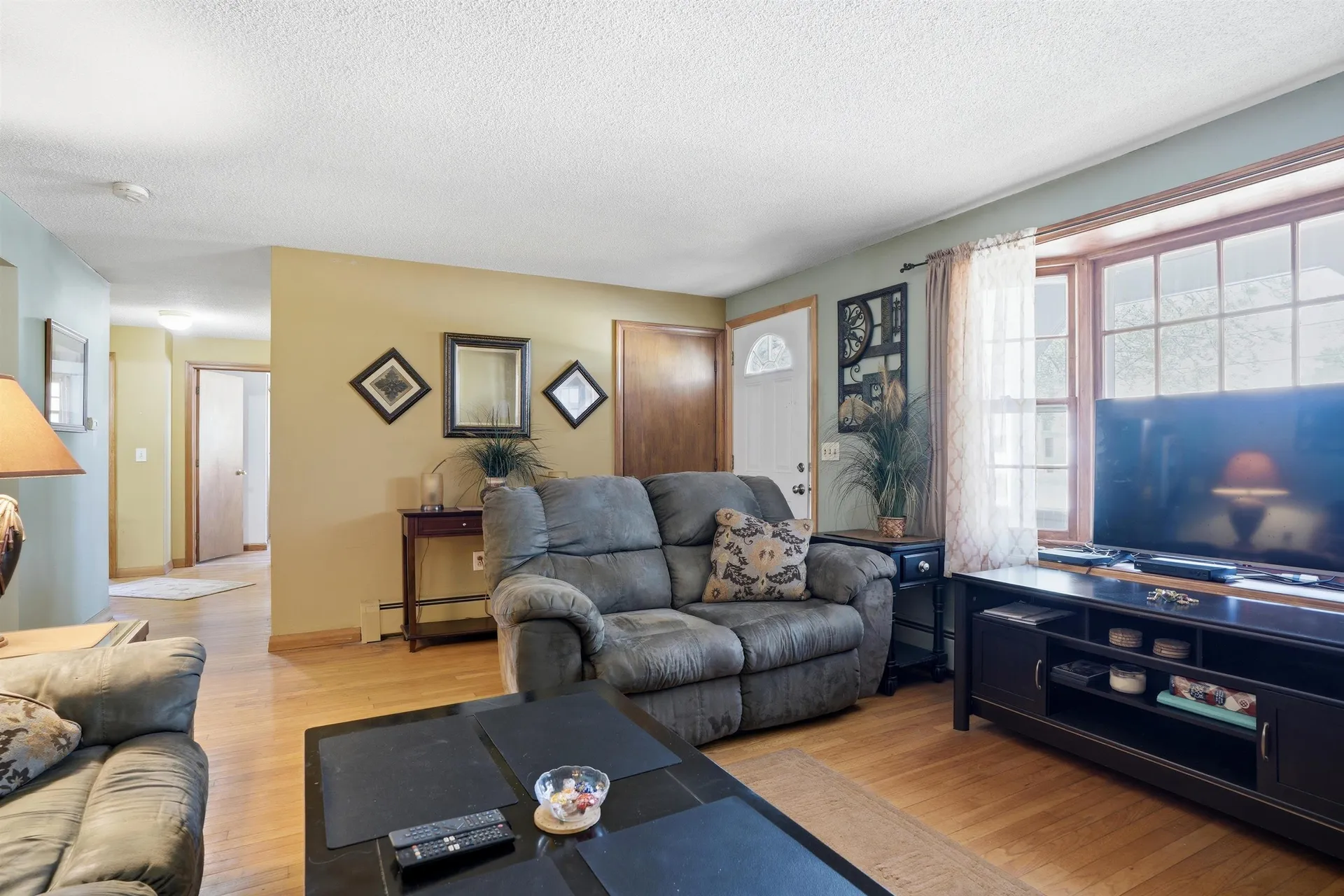 18 Cottonwood Drive Hudson NH 03051