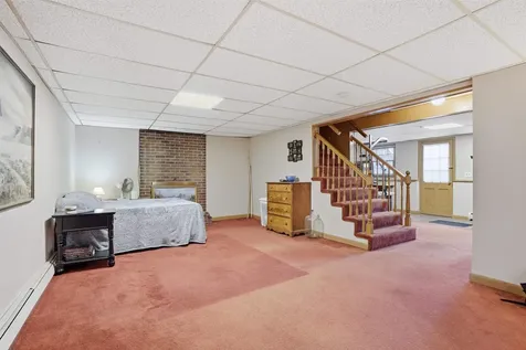 18 Cottonwood Drive Hudson NH 03051