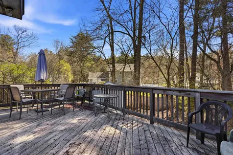 18 Cottonwood Drive Hudson NH 03051