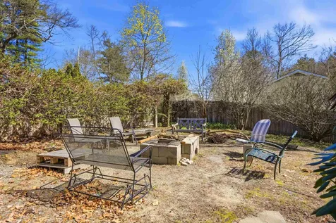 18 Cottonwood Drive Hudson NH 03051