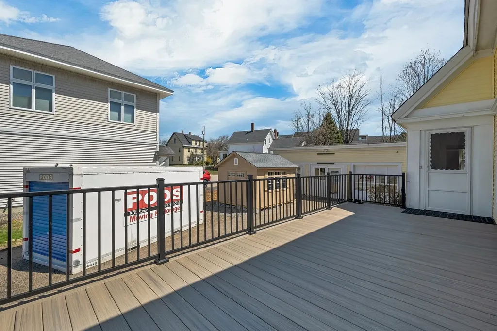 230 Court Street Laconia NH 03246