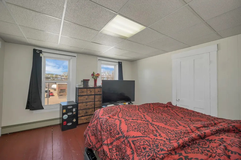 230 Court Street Laconia NH 03246