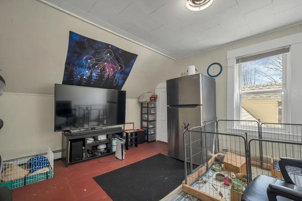 230 Court Street Laconia NH 03246