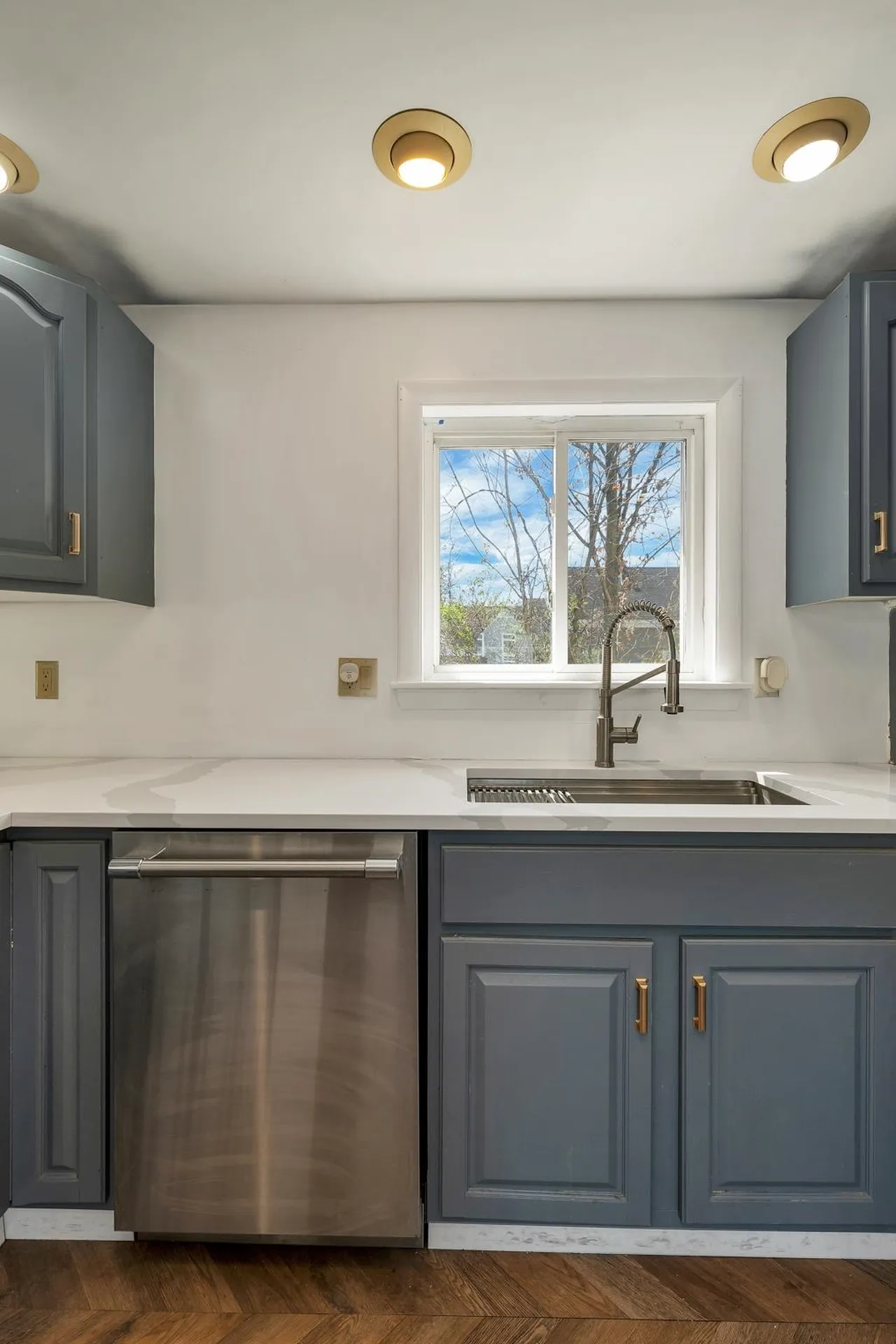 230 Court Street Laconia NH 03246
