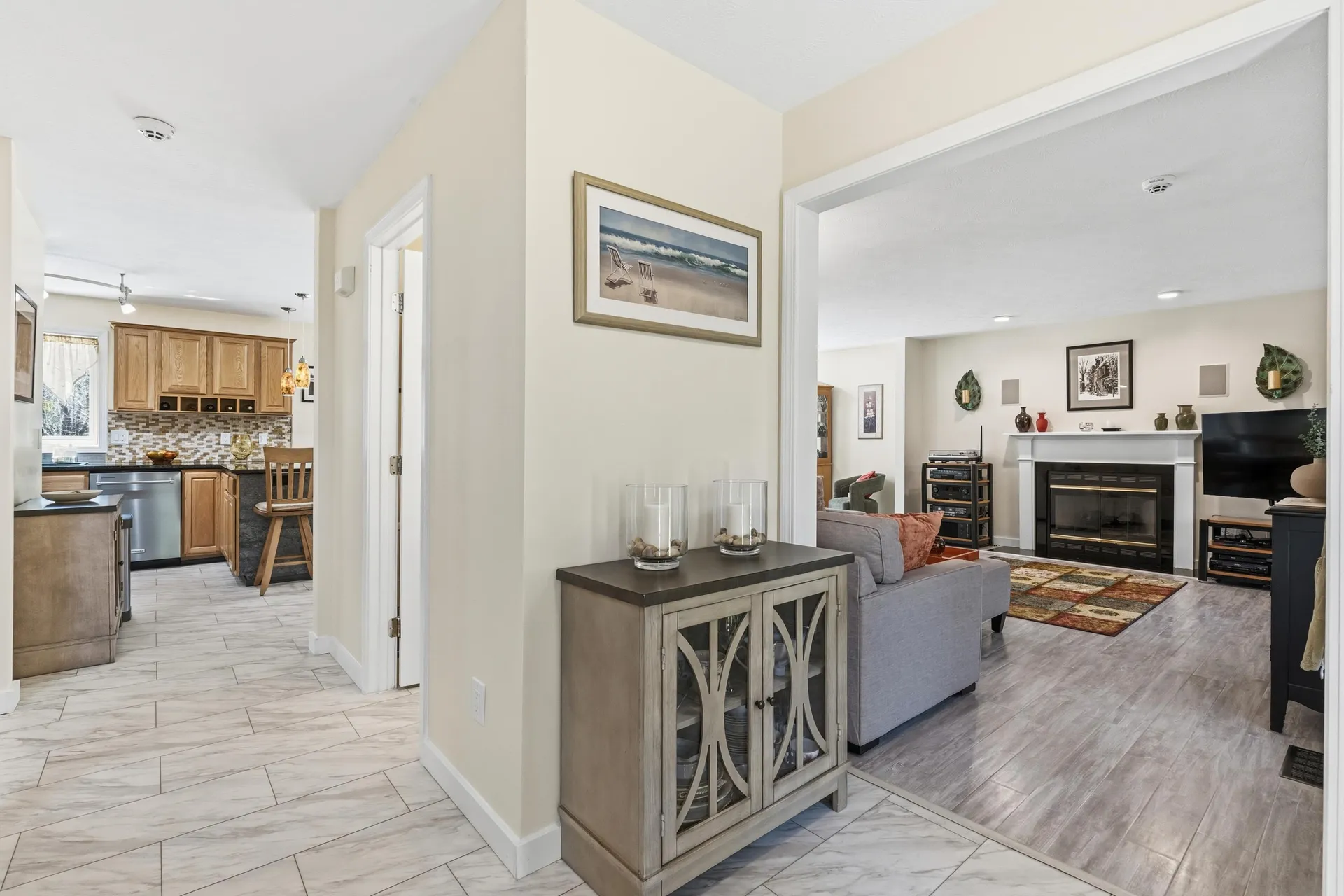 8 Flag Court Auburn NH 03032