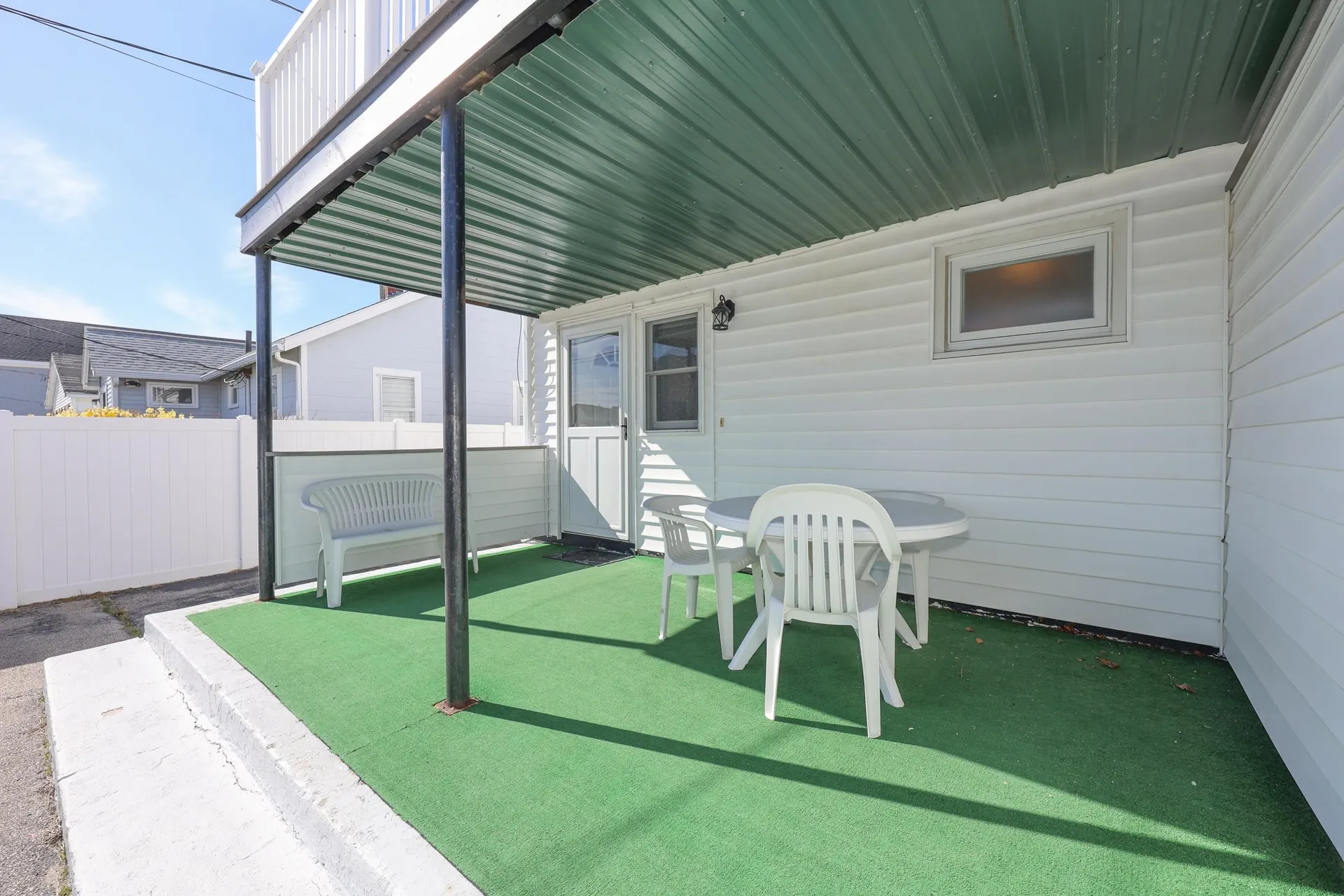 8 Nashua Street Seabrook NH 03874