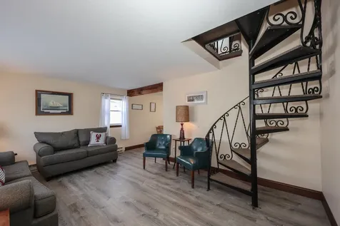 8 Nashua Street Seabrook NH 03874