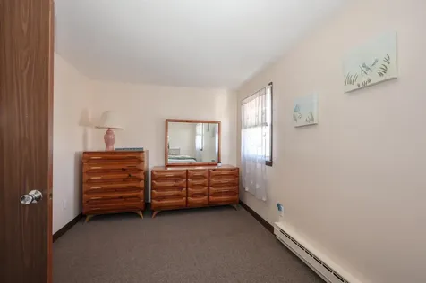 8 Nashua Street Seabrook NH 03874