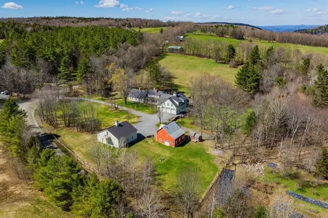 1497 Bowman Road Barnard VT 05031