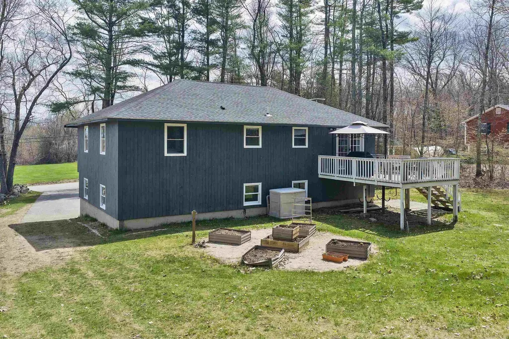 76 Harriman Hill Road Raymond NH 03077