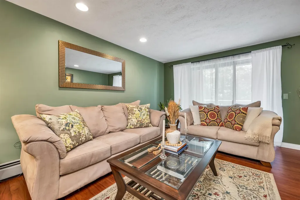 19 Saco Street Conway NH 03813