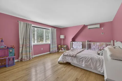 123 Stephen Drive Goffstown NH 03045