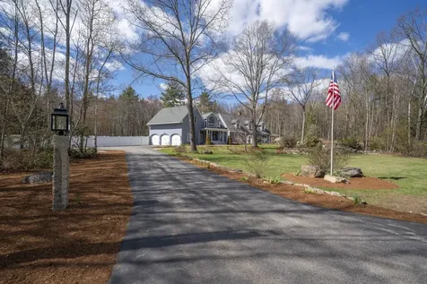 123 Stephen Drive Goffstown NH 03045