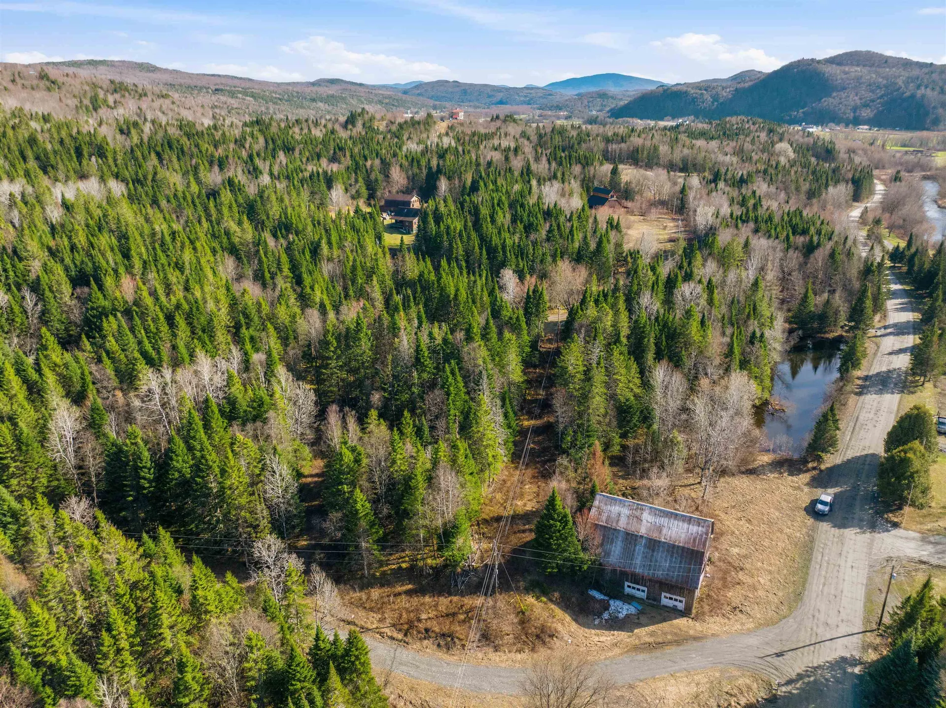1660 Halls Stream Road Pittsburg NH 03592