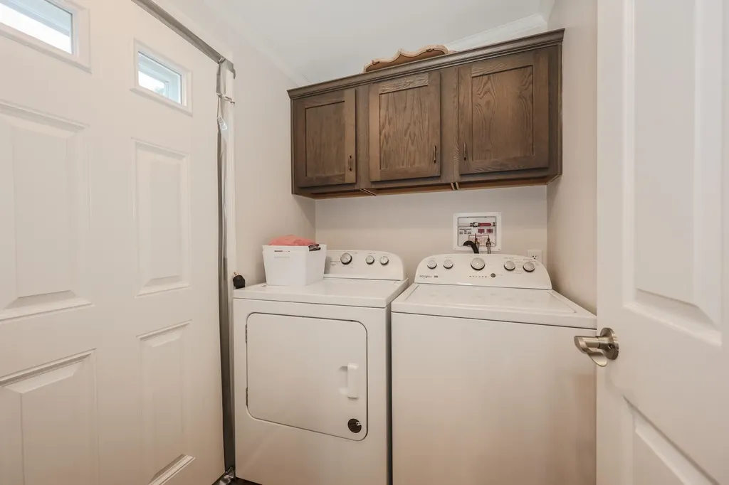 11 Hagop Road Salem NH 03073