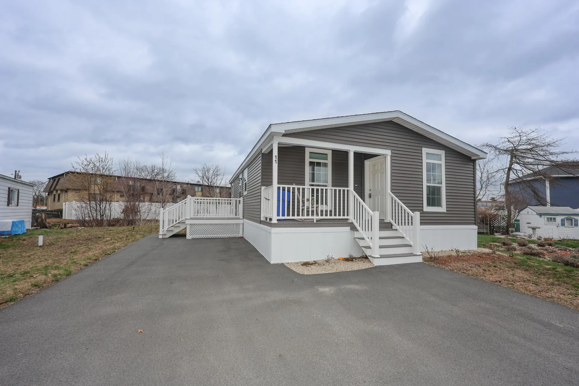 11 Hagop Road Salem NH 03073