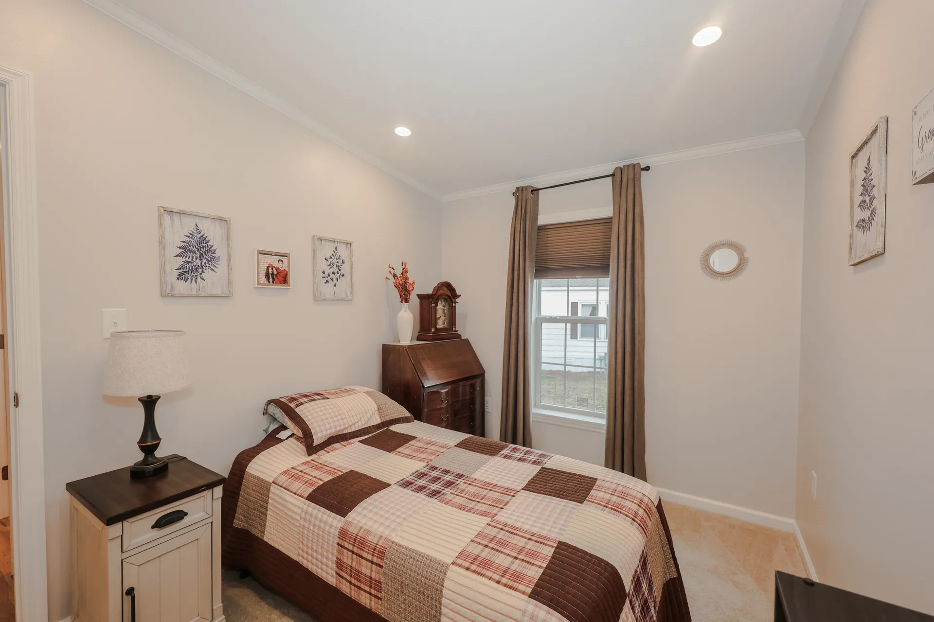 11 Hagop Road Salem NH 03073