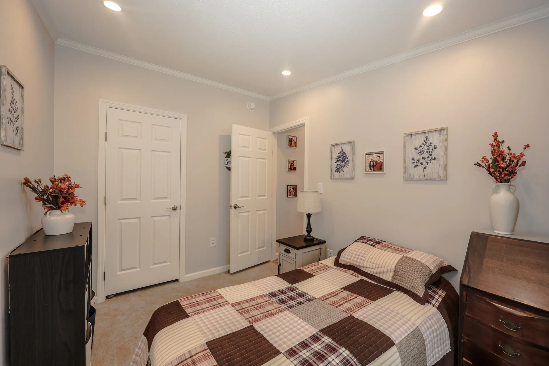 11 Hagop Road Salem NH 03073
