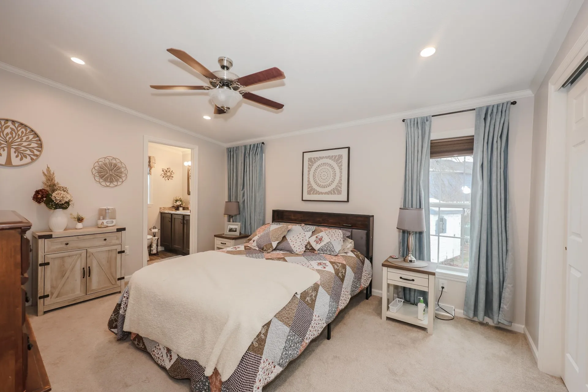 11 Hagop Road Salem NH 03073