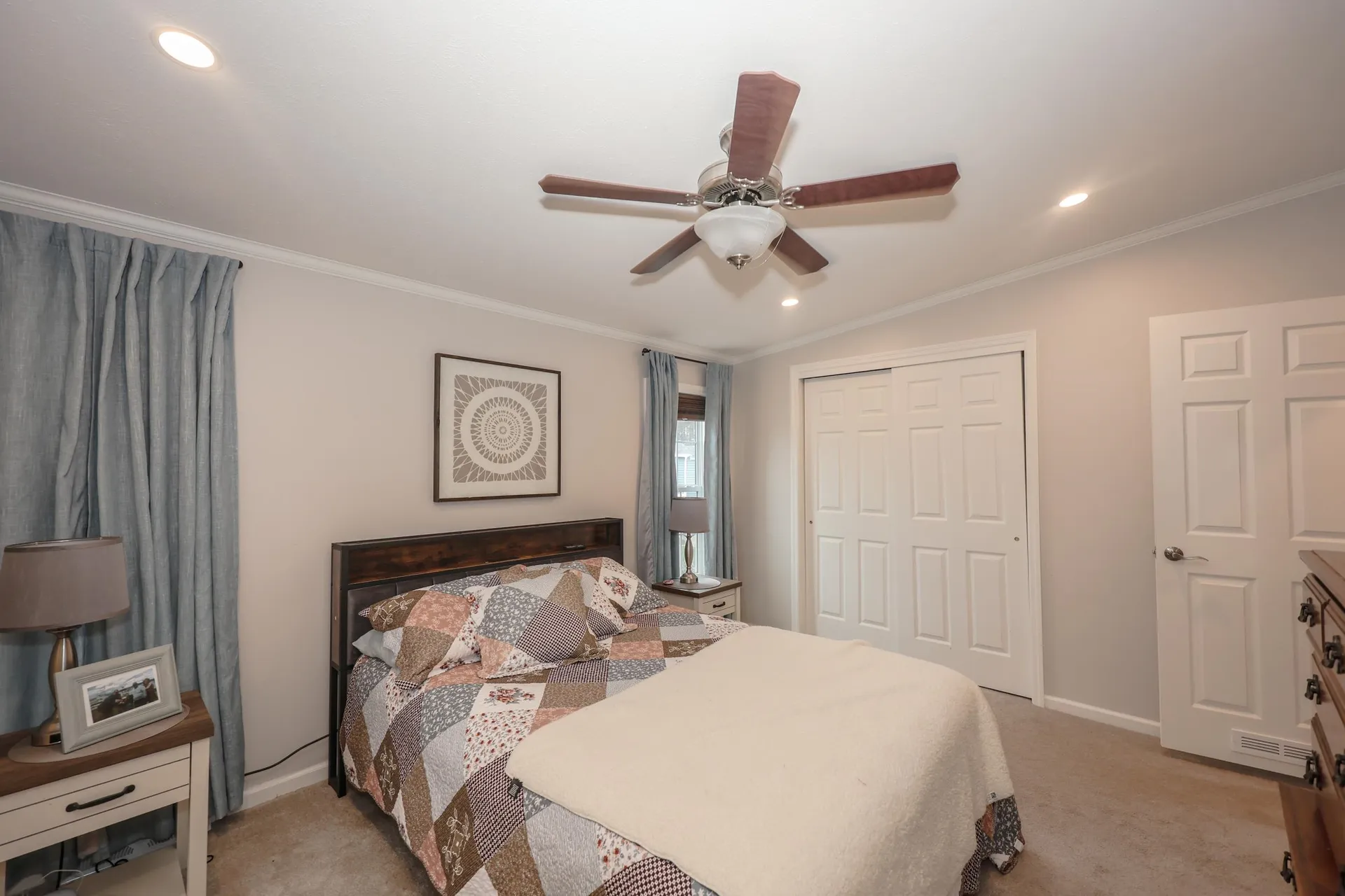 11 Hagop Road Salem NH 03073