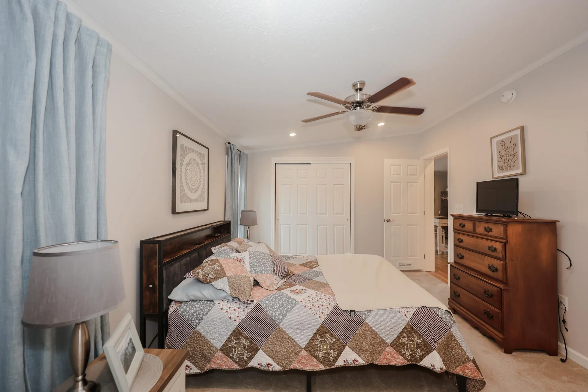 11 Hagop Road Salem NH 03073