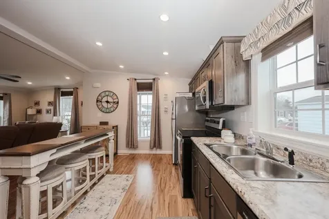 11 Hagop Road Salem NH 03073