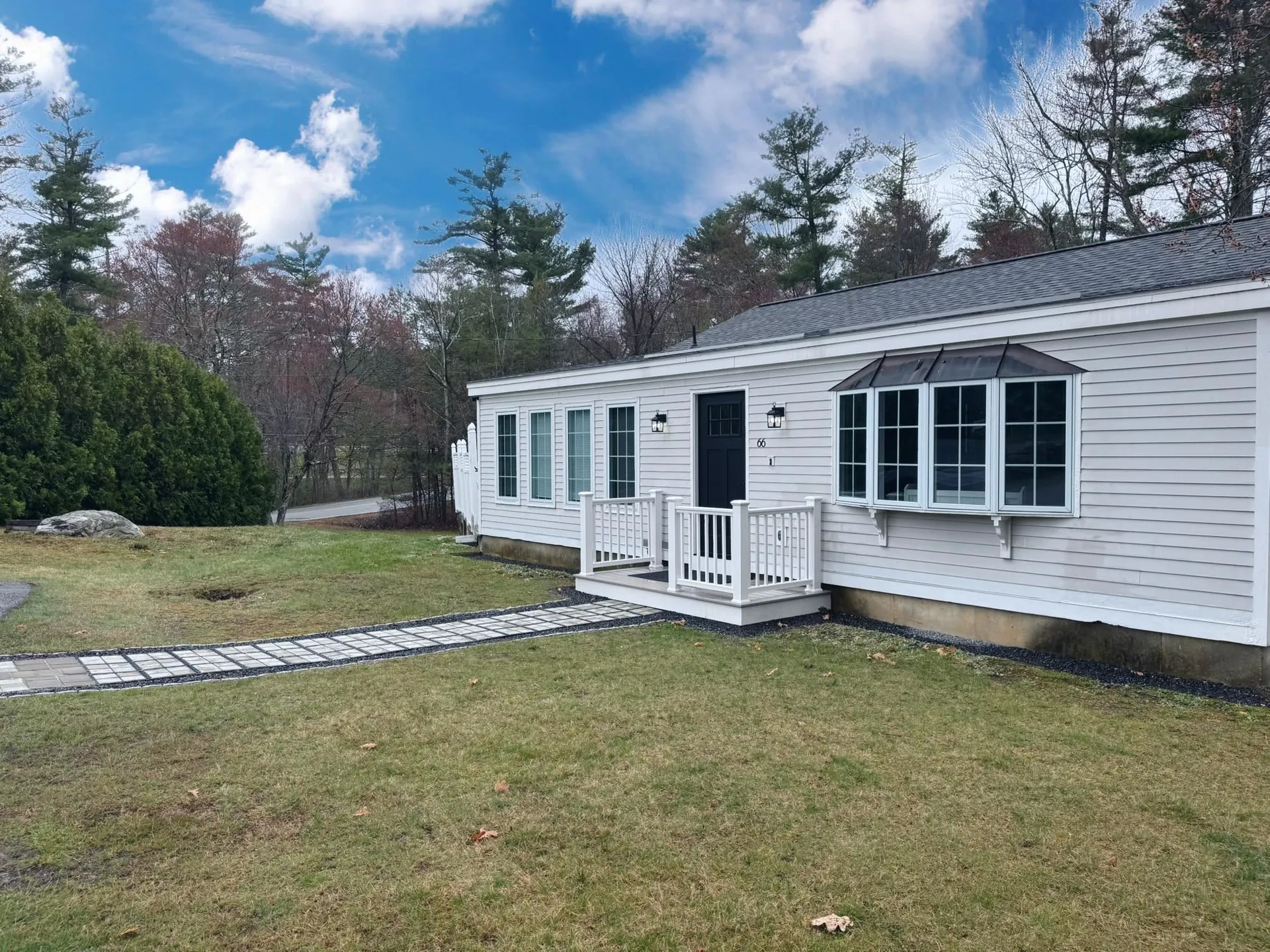 66 Litchfield Road Londonderry NH 03053