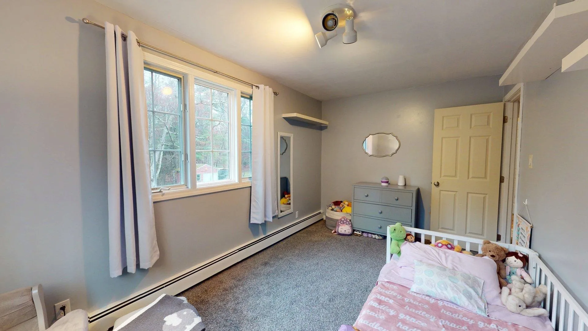 66 Litchfield Road Londonderry NH 03053
