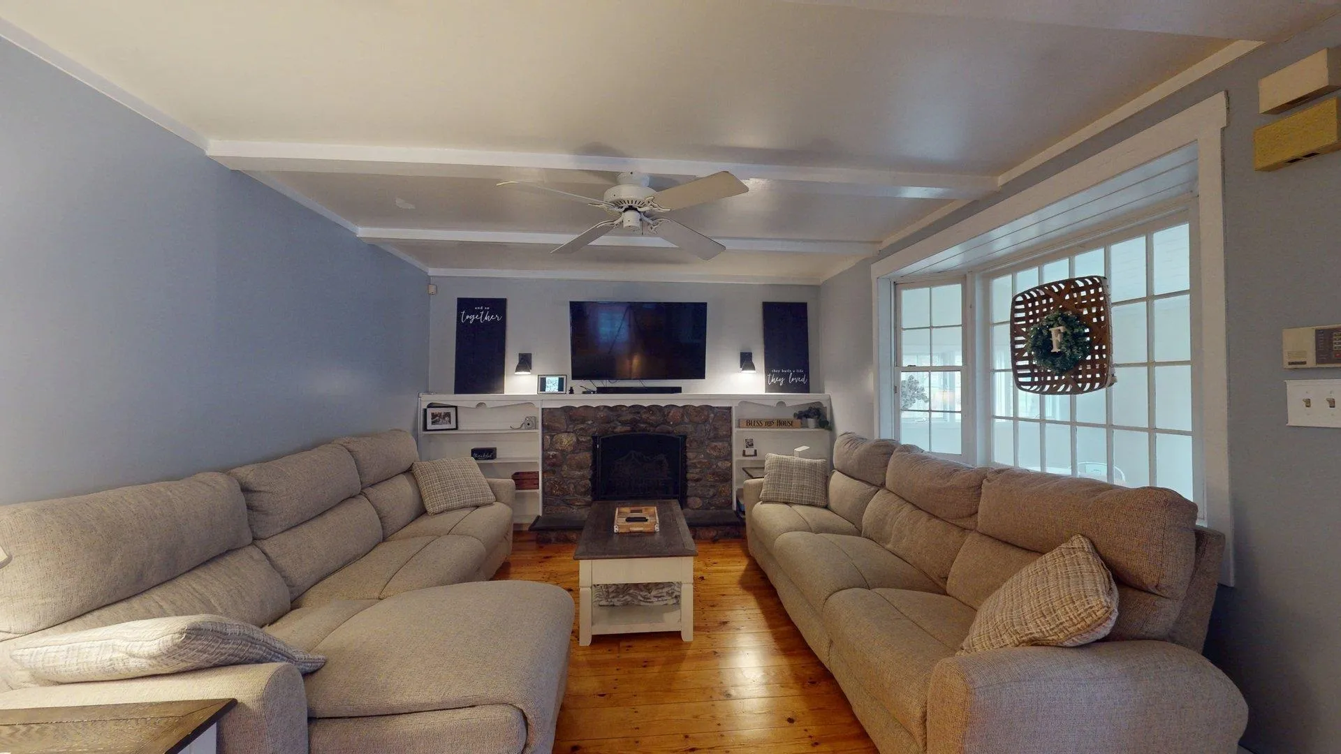 66 Litchfield Road Londonderry NH 03053