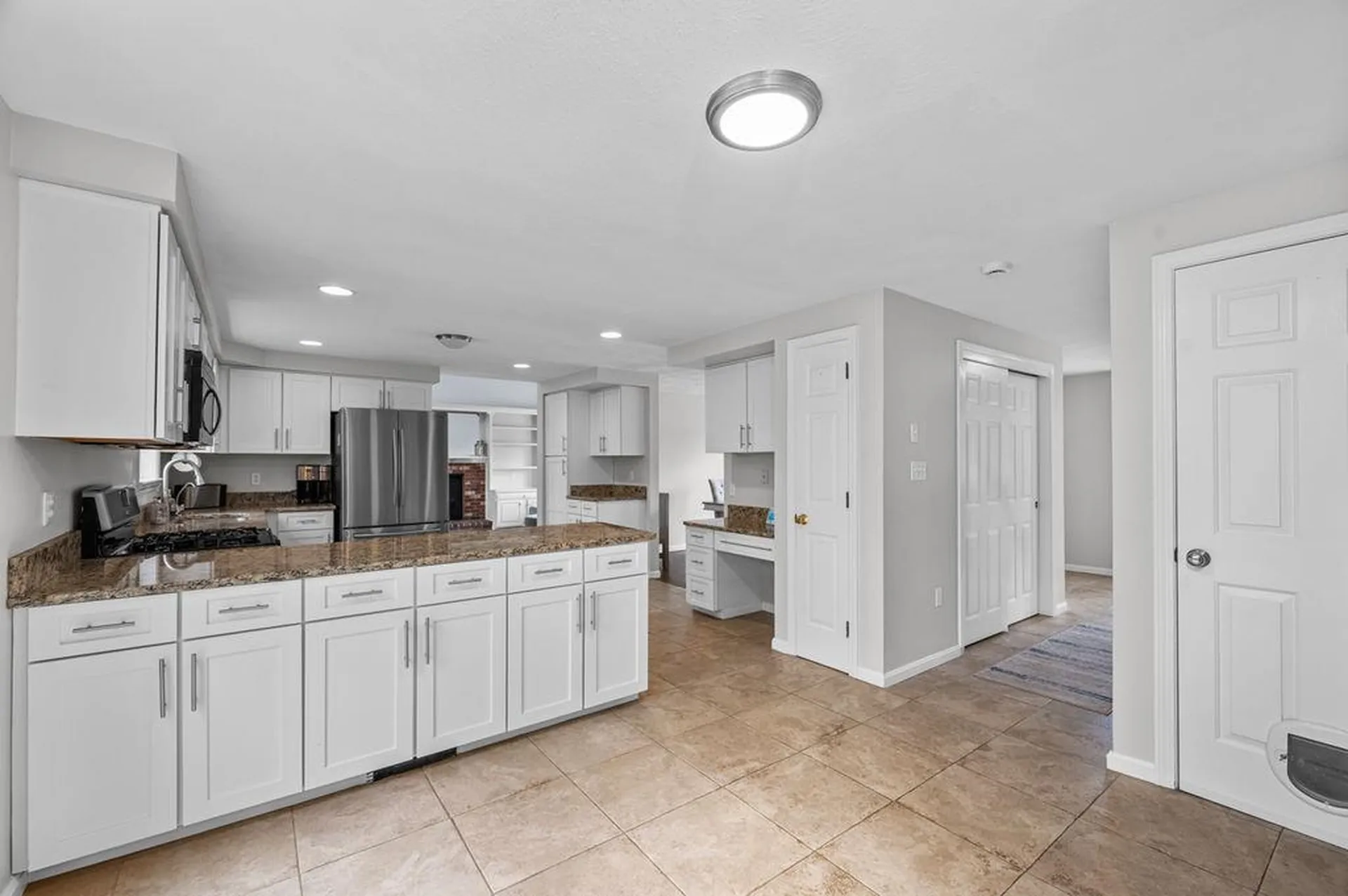 17 Cambridge Drive Merrimack NH 03054