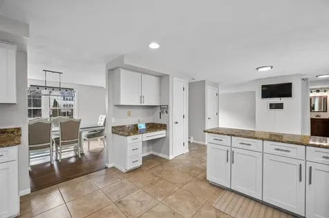 17 Cambridge Drive Merrimack NH 03054