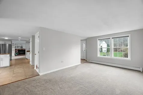 17 Cambridge Drive Merrimack NH 03054
