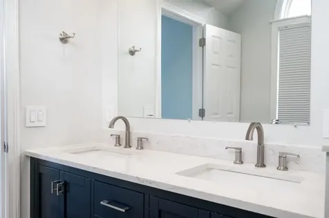 17 Cambridge Drive Merrimack NH 03054