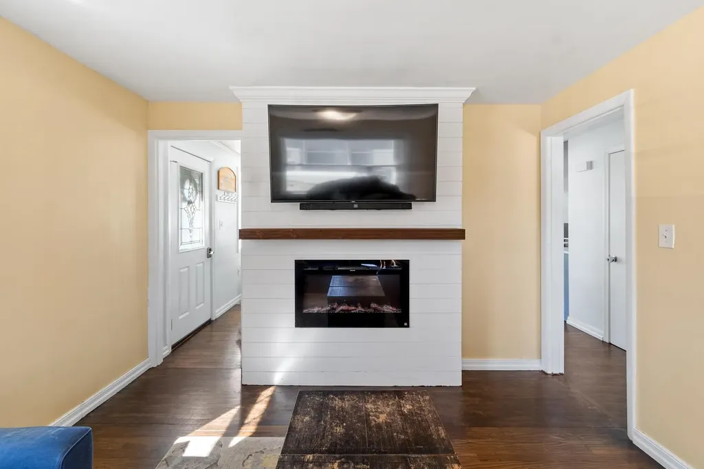 78 Norcross Street Manchester NH 03109