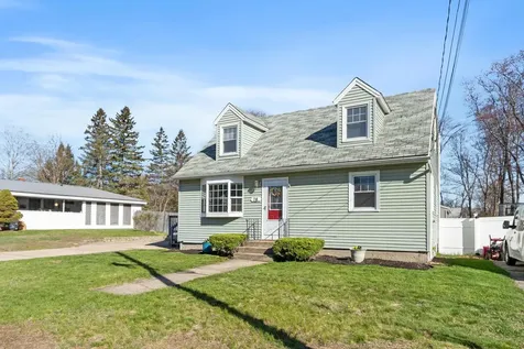 78 Norcross Street Manchester NH 03109